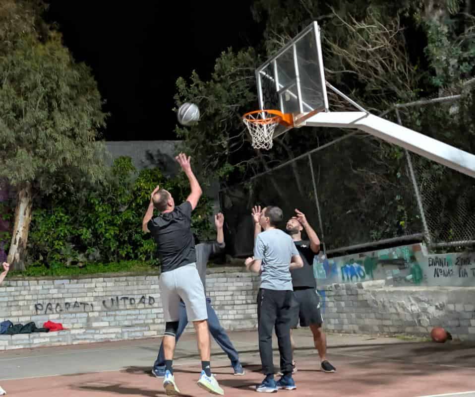 τρρττρ