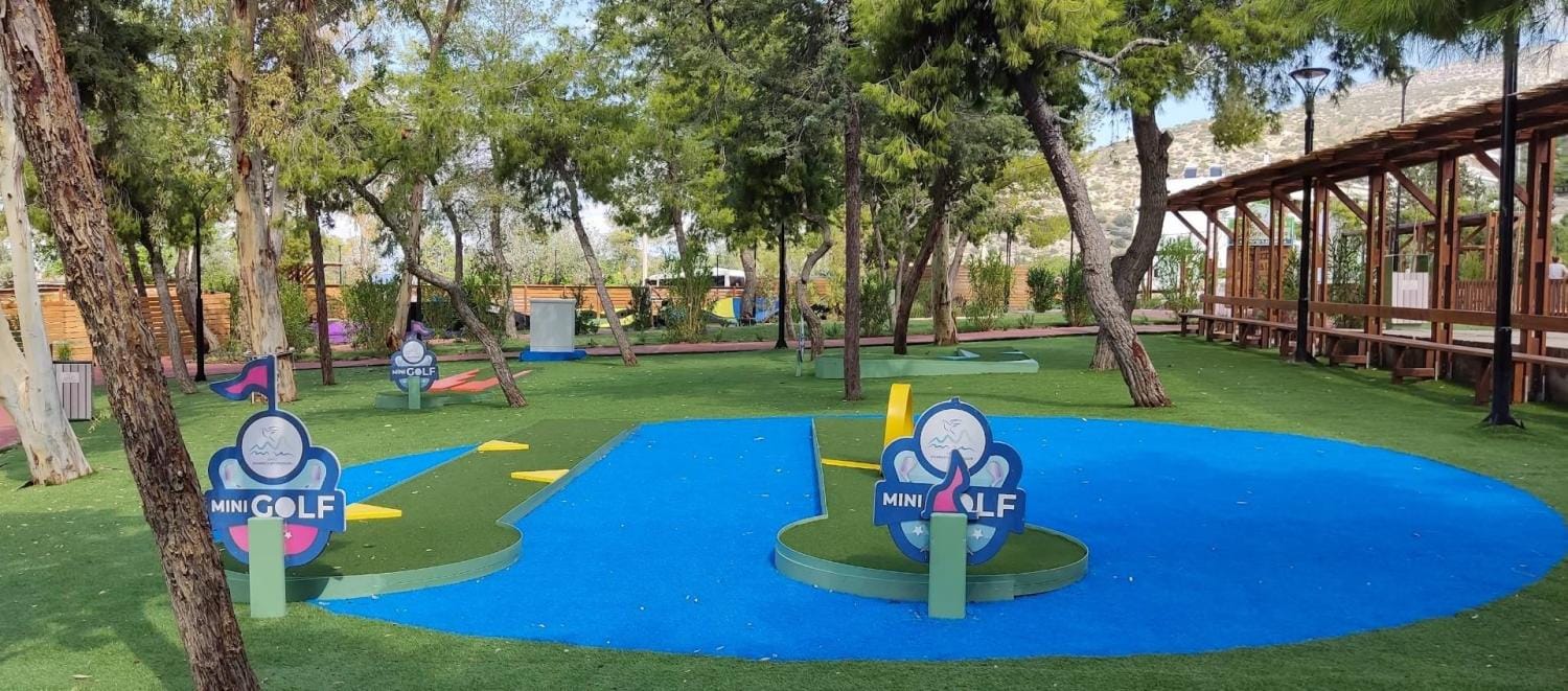Mini Golf 16x9